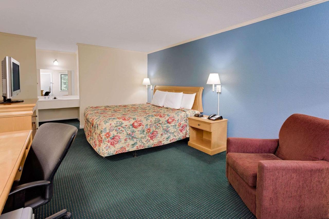 Days Inn By Wyndham Turbeville Shiloh Eksteriør bilde